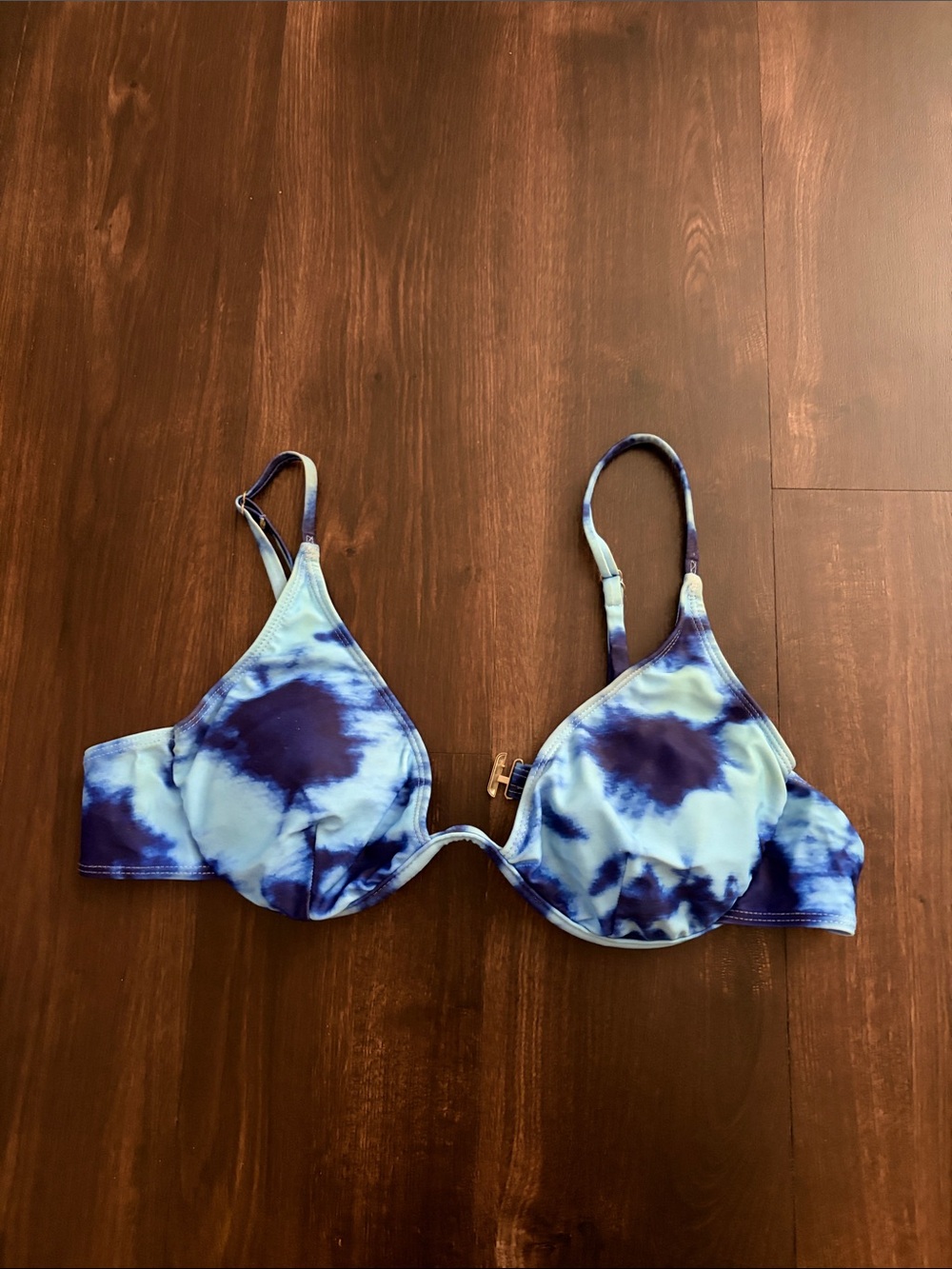 SHEIN Blue Tie-Dye Underwire Bikini Top